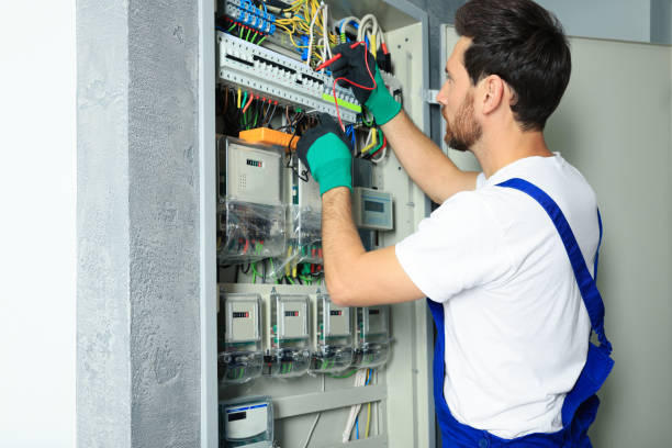 Best Licensed Electrician  in West Kennebunk, ME